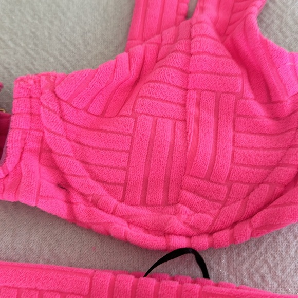 Beach Riot pink bikini set, Top underwire SZ X-Large, bottom sz Large,$196 - Picture 8 of 10